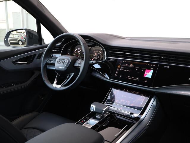 Audi Q7 60 TFSI e quattro Pro Line S Competition | 490 pk | Vierwielsturing | Panoramadak | Luchtvering | Head up | 22" Lichtmetalen velgen |