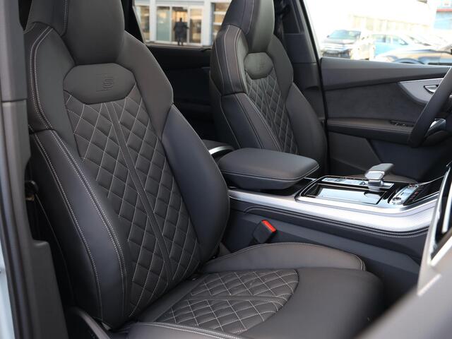 Audi Q7 60 TFSI e quattro Pro Line S Competition | 490 pk | Vierwielsturing | Panoramadak | Luchtvering | Head up | 22" Lichtmetalen velgen |