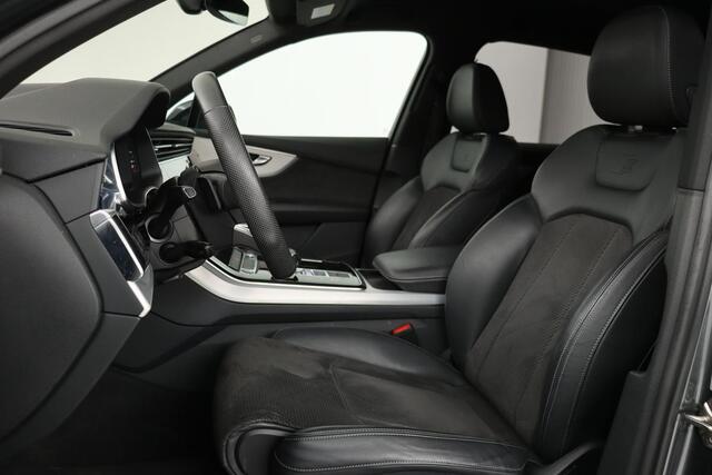 Audi Q7 60 TFSIe quattro S Line | Stoelverwarming | Adaptive cruise | 360 camera | Trekhaak | Carplay | Matrix LED | Luchtvering | Half leder | Navigatie | PHEV
