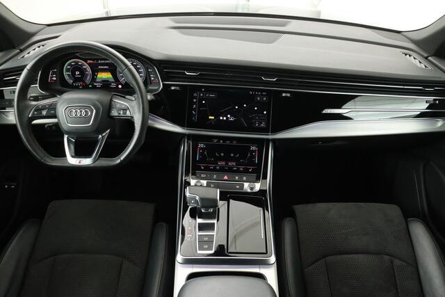 Audi Q7 60 TFSIe quattro S Line | Stoelverwarming | Adaptive cruise | 360 camera | Trekhaak | Carplay | Matrix LED | Luchtvering | Half leder | Navigatie | PHEV