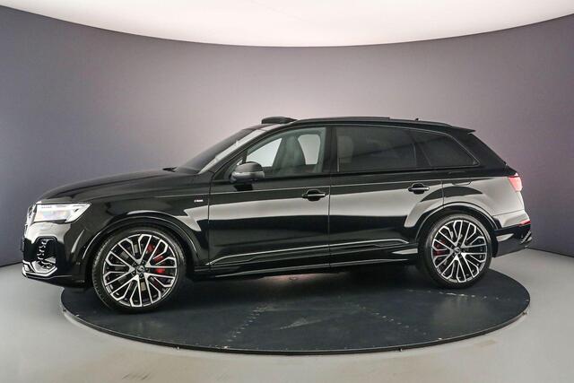 Audi Q7 55 TFSI e Pro Line S | Pano | B&O | Head Up | Trekhaak | HD-Matrix | S-Stoelen | 22 inch | Laser | 4-wiel best | 360Cam | Keyless | S-Line