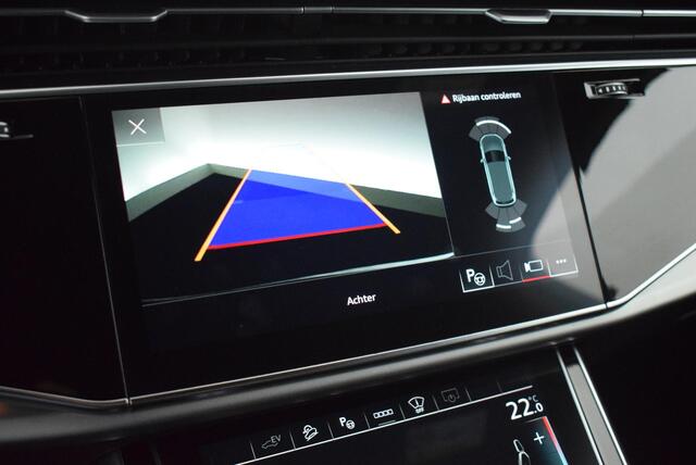 Audi Q7 55 TFSI e 381pk quattro Pro Line Plus S-Line Trekhaak Camera Luchtvering Head-Up Keyless Leder Matrix Led Navigatie