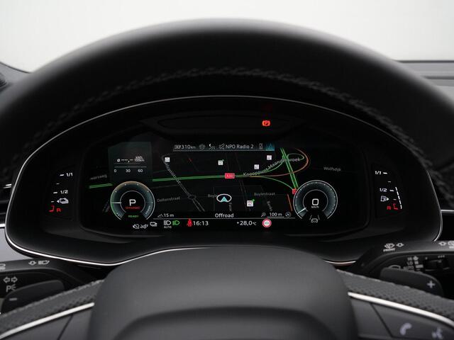 Audi Q7 60 TFSI e 490 pk tiptronic quattro Pro Line S Competition / S-Line | Panoramadak | Trekhaak | Sportstoelen Plus | Nachtzicht | Valcona leder | Laser LED | Alcantara hemel