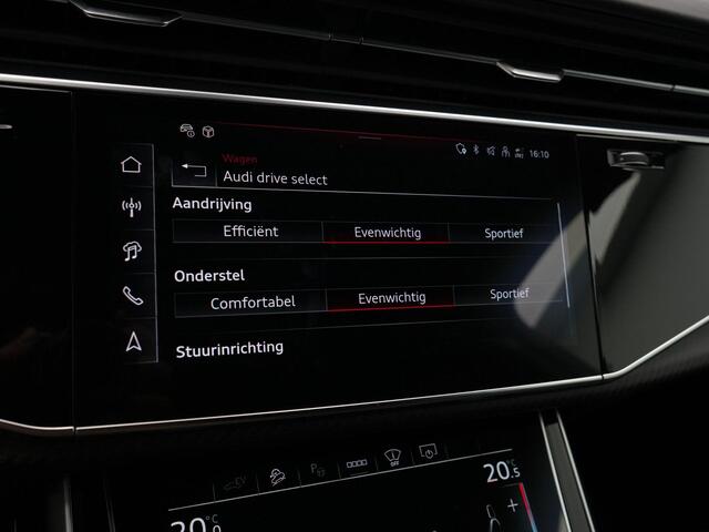 Audi Q7 60 TFSI e 490 pk tiptronic quattro Pro Line S Competition / S-Line | Panoramadak | Trekhaak | Sportstoelen Plus | Nachtzicht | Valcona leder | Laser LED | Alcantara hemel