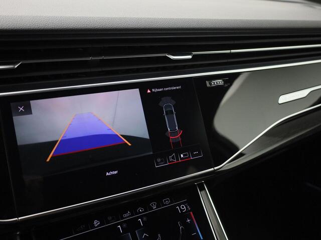 Audi Q7 60 TFSIe 335kW/456PK quattro · Panoramadak · Luxe leder · Trekhaak · Camera · Exclusive