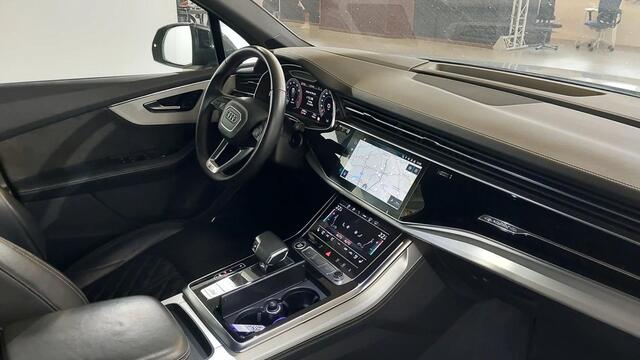 Audi Q7 55 TFSI quattro S-Line 7-pers Pano S-zetels Trekh ACC HUD B&O 360 Soft-close