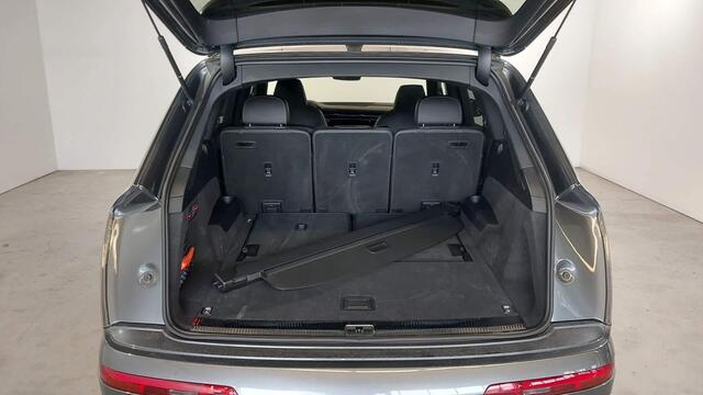 Audi Q7 55 TFSI quattro S-Line 7-pers Pano S-zetels Trekh ACC HUD B&O 360 Soft-close