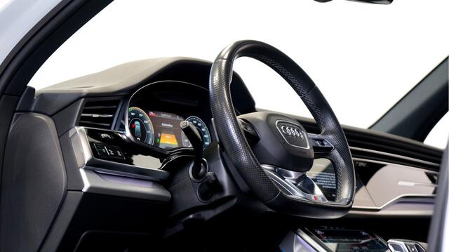 Audi Q7 Audi Q7 55 TFSI e quattro 280kW/381pk Aut8 Pro Line S LUCHTVERING + PANORAMADAK + MATRIX LED + LEER DIAMOND STITCH + BLACK OPTIEK + EL.STOELEN + PD-GLASS + SFEERVERLICHTING + CAMERA + KEYLESS START + LANE ASSIST + PARKSENSOREN + 22" LM-VELGEN!!