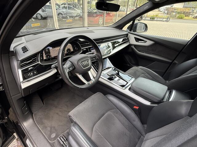 Audi Q7 55 TFSI e QUATTRO *!* S-LINE *!* PANODAK/ 22 INCH/ HuD/ RADAR/ B&O/ TREKHAAK *!*