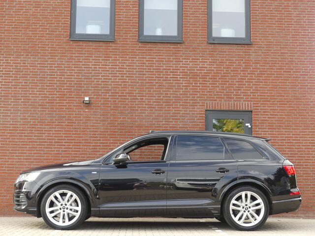 Audi Q7 3.0 TDI quattro S-line 7p / Panodak / Trekhaak