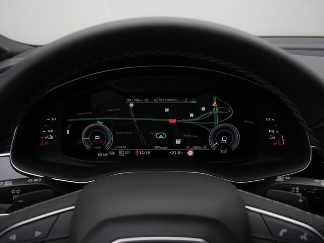 Audi Q7 60 TFSI e 490 pk tiptronic quattro Pro Line S Competition / S-Line | Panoramadak | Trekhaak | Valcona leder | Laser LED | Sportstoelen Plus | Uitgebreid lederpakket | Vierwielbesturing