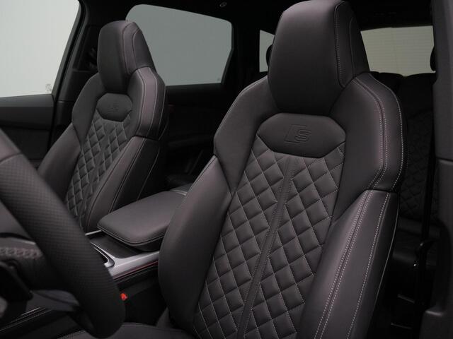 Audi Q7 60 TFSI e 490 pk tiptronic quattro Pro Line S Competition / S-Line | Panoramadak | Trekhaak | Valcona leder | Laser LED | Sportstoelen Plus | Uitgebreid lederpakket | Vierwielbesturing