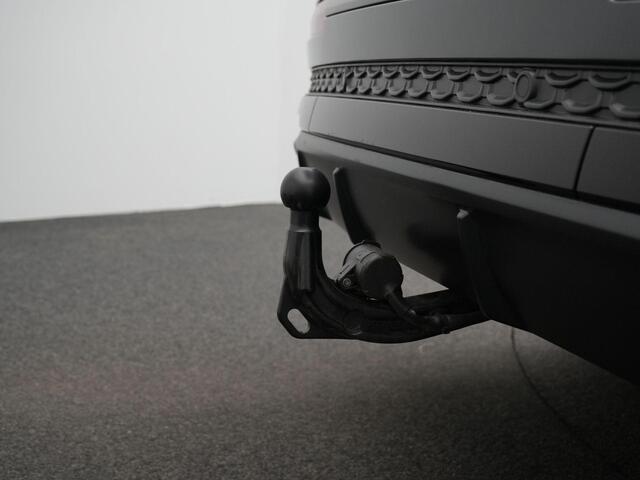 Audi Q7 60 TFSI e 490 pk tiptronic quattro Pro Line S Competition / S-Line | Panoramadak | Trekhaak | Valcona leder | Laser LED | Sportstoelen Plus | Uitgebreid lederpakket | Vierwielbesturing