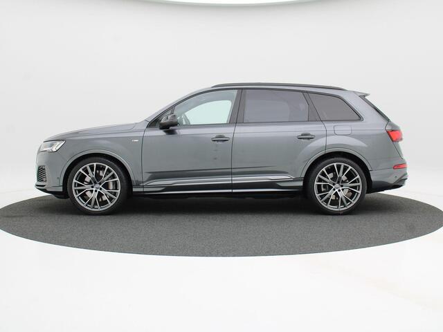 Audi Q7 55 TFSi e quattro 380 Pk S-Line | Trekhaak | 22 Inch | Panoramadak | Zwart Optiek | Adaptive Cruise | Bose Audio | Head-Up | Full LED | Privacy Glass | Elektrische Achterklep | 55.774 Km!!