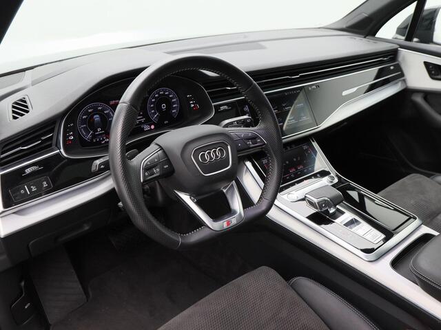 Audi Q7 55 TFSi e quattro 380 Pk S-Line | Trekhaak | 22 Inch | Panoramadak | Zwart Optiek | Adaptive Cruise | Bose Audio | Head-Up | Full LED | Privacy Glass | Elektrische Achterklep | 55.774 Km!!