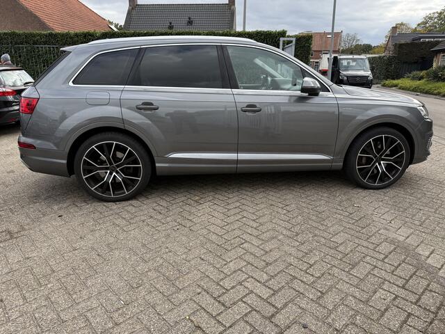 Audi Q7 3.0 TDI e-tron quattro Sport