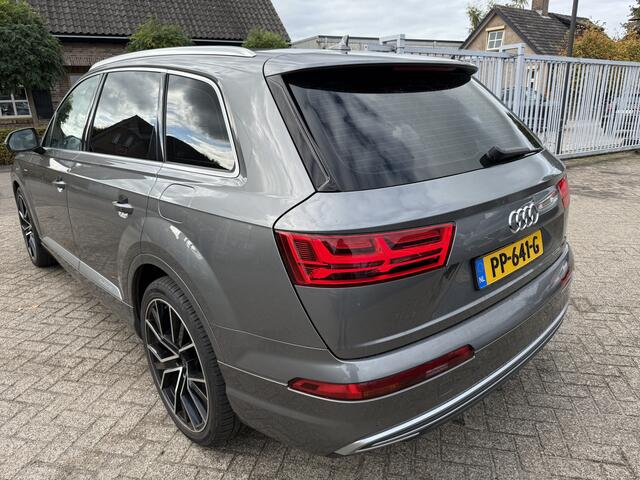 Audi Q7 3.0 TDI e-tron quattro Sport