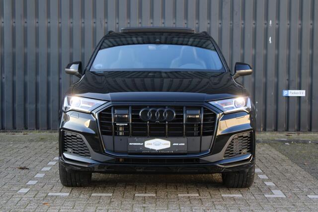 Audi Q7 55 TFSI e quattro S LINE PANO RS STOEL SFEER BLACK