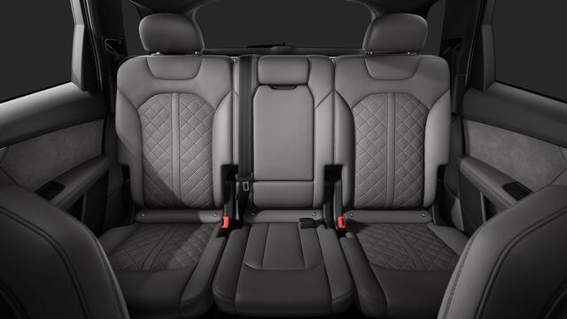 Audi Q7 55 TFSI e quattro 394 Tiptronic Pro Line S Automaat | Achterbank plus | Vierwielbesturing | Sportstoelen plus voorin | Privacy glas (donker getint) | Optiekpakket zwart plus
