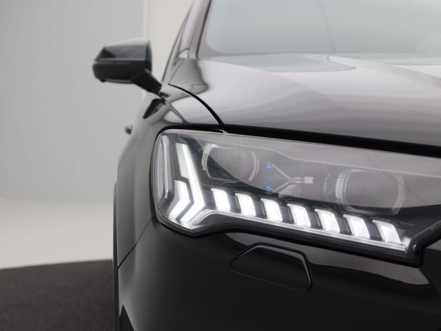 Audi Q7 55 TFSi e 381 Pk quattro S-Line | Soft Close | Camera | Stoelverwarming | Trekhaak | Geheugenfunctie | CarPlay | Full LED | 20 Inch | 21.357 Km !!