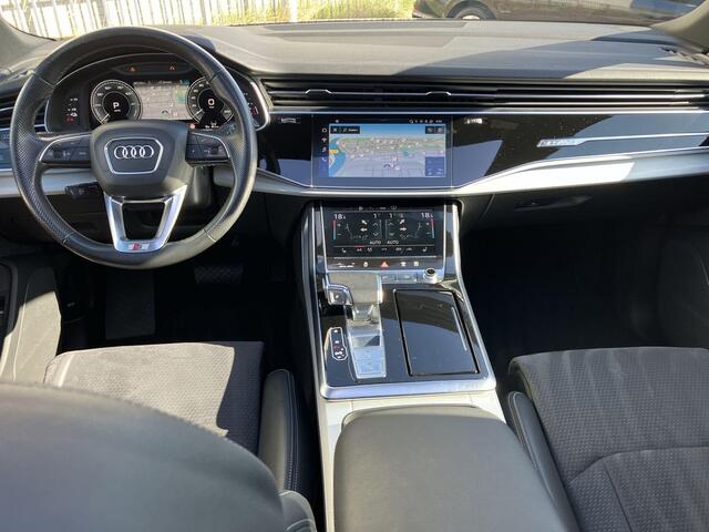 Audi Q7 55 TFSIe 280kW/381PK quattro S Line · Panoramadak · Trekhaak · Luchtvering · 360gr camera · Dodehoeksensor · 21'' · Servosluiting · Adaptive Cruise Control ·