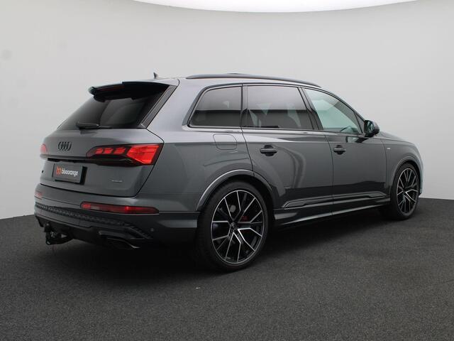 Audi Q7 55 TFSI e quattro Pro Line S 394PK Aut. Panoramadak, Trekhaak, S-Line, Luchtvering, Achterasbesturing, Tour Pakket, Side Assist, Servosluiting, Elektr. Achterklep, 360gr. Camera, Memorystoel, 22" LM Velgen