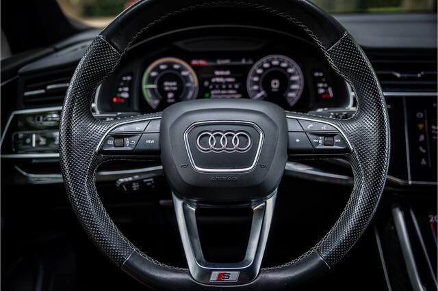 Audi Q7 55 TFSI e Quattro S-Line S Sportstoel Matrix LED Air Suspension Luchtvering