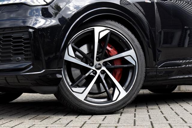 Audi Q7 60 TFSI e Quattro 462pk Competition | Panorama | 22'' Wielen | Matrix | Keyless entry | Camera |