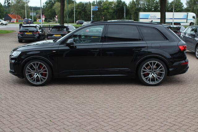 Audi Q7 60 TFSI e quattro Pro Line S Competition / Trekhaak / Panoramadak / 360Camera / Head-up / Softclose / Laser LED / Luchtvering / 22'' / B&O / RS Seats / Keyless / Stuur+Stoelverwarming / Dodehoek / DAB / ACC