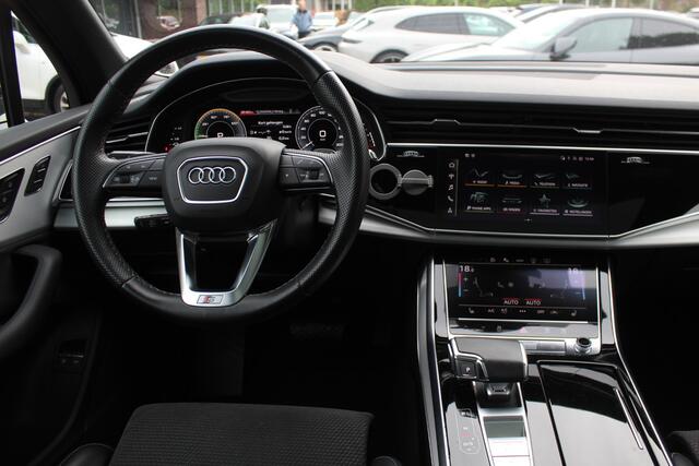 Audi Q7 55 TFSI e quattro Pro Line Plus / SoH 99,1% / Trekhaak / Panoramadak / Camera / Bose / Luchtvering / 20'' / Matrix LED / Dodehoek / Stoelverwarming / DAB / ACC