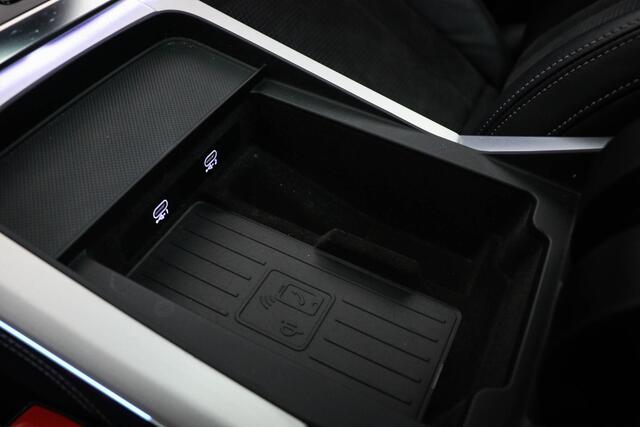 Audi Q7 55 TFSI e quattro Pro Line Advanced | PANORAMADAK | HEAD UP | ACHTERBANKVERWARMING | TREKHAAK | 21"