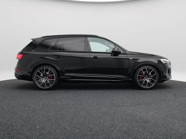 Audi Q7 60 TFSi e 490 Pk quattro S-Line Competition | 22 Inch | Laser LED | Vierwielbesturing | Panoramadak | B&O Audio | Trekhaak | 7.629 Km!!