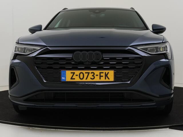 Audi Q8 e-tron 50 quattro S Edition 95 kWh | Panoramadak | Achteruitrijcamera | 21" Velgen | Stoelverwarming | Carplay