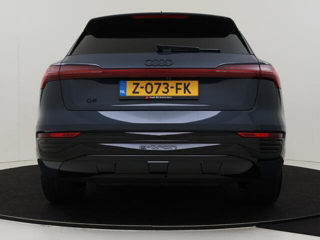Audi Q8 e-tron 50 quattro S Edition 95 kWh | Panoramadak | Achteruitrijcamera | 21" Velgen | Stoelverwarming | Carplay