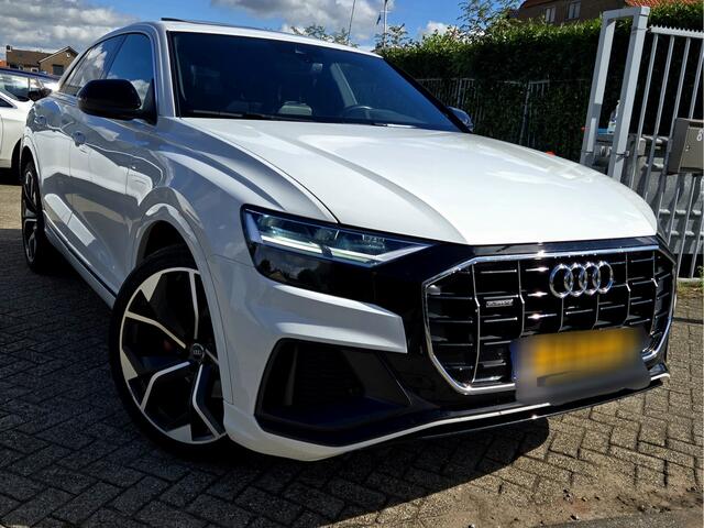 Audi Q8 5.0TDI 286PK QUATTRO S-LINE/PANORAMA/CAMERA/TREKHAAK/NEW!