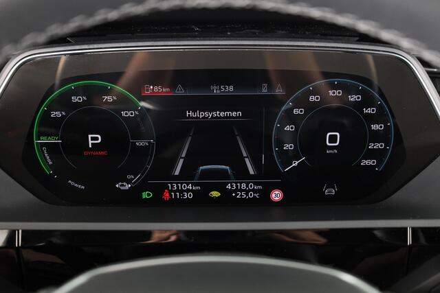 Audi Q8 e-tron 50 quattro Advanced Edition 95 kWh 340PK | Private lease vanaf ¤ 1.142,- pm | Head up Display | AC Boordlader 22kw | Keyless Entry | Elektrisch verstelbaar stuur