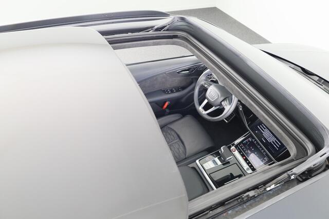 Audi Q8 4.0 TFSI RS Q8 quattro 600pk "Audi exclusive" | Full options | orig. NL auto | RS Dynamic+ 305km/h | B&O advanced