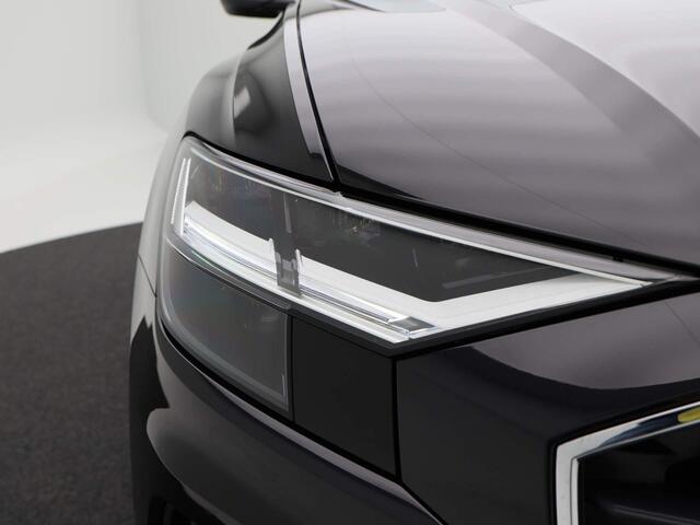 Audi Q8 55 TFSI e 381 PK | Leder | Navi | Adapt. Cruise | Trekhaak | Elek. Achterklep | 22 Inch | 51.864 Km!!