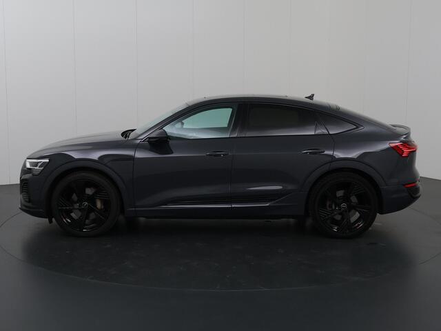 Audi Q8 Sportback e-tron 50 quattro Edition 95 kWh | Navigatie | Parkeercamera | Keyless Go | Stoelverwarming |