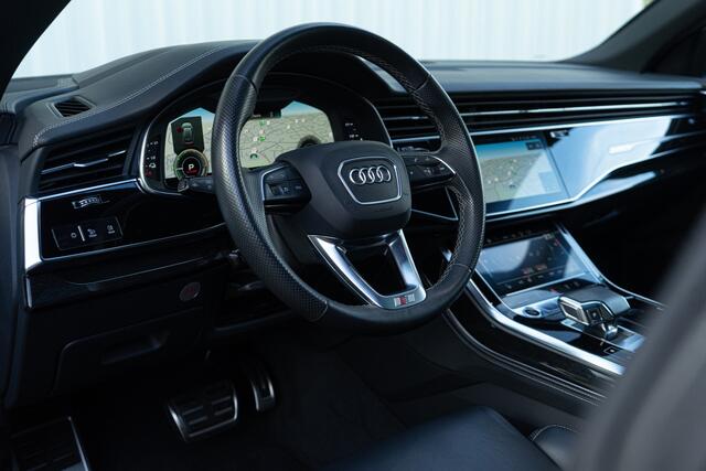 Audi Q8 55 TFSI e Quattro S-Line Pano RS Stoel ACC 360 Head Up Ambient Matrix B&O Luchtv. Softclose Trekhaak