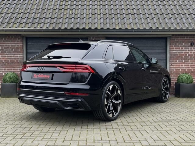 Audi Q8 50 TDI Quattro S Line S Stoelen 23RSQ8 Pano Air Hud 4wb B-O