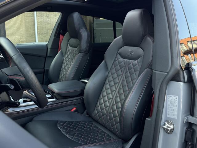 Audi Q8 55 TFSIe Quattro Competition Plus 381pk / Nardo Grey / 22LM / Black Optiek / Panodak / PHEV