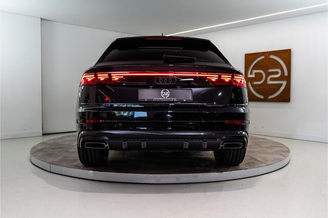 Audi Q8 60 TFSI E Quattro S-Edition Competition 490PK FACELIFT | VOL OPTIE | 5 Jaar Garantie