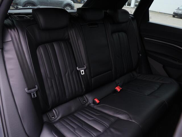 Audi Q8 e-tron 50 quattro 95 kWh 340pk | 22" Velgen | Leder | Stoelverwarming | Navi | Apple Carplay