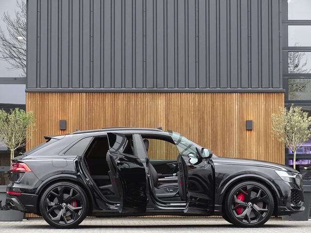 Audi Q8 4.0 TFSI V8T 601PK / B&O / Carbon / RS keramisch / LED