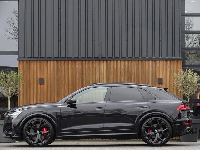 Audi Q8 4.0 TFSI V8T 601PK / B&O / Carbon / RS keramisch / LED