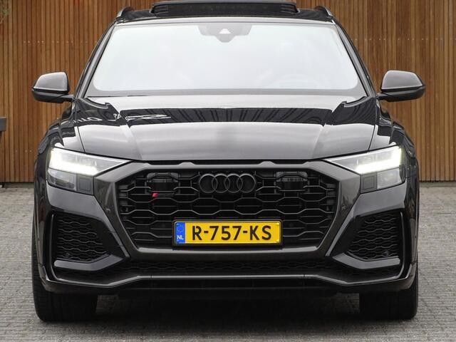 Audi Q8 4.0 TFSI V8T 601PK / B&O / Carbon / RS keramisch / LED