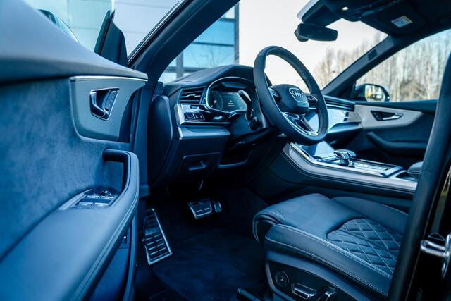 Audi Q8 55 TFSIe ABT ABT Aero pakket | ABT HR23 Glossy Black | ABT Power S | Panorama dak | B&O premium | assistentie pakket plus | vierwielsturing | ventilatie + massage | Matrix LED zwart optiek plus | leder pakket | head-up