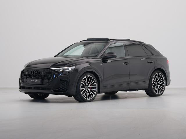 Audi Q8 60 TFSI e quattro Pro Line S Competition Panoramadak Wegklapbare trekhaak 23'' Lichtmetalen velgen Vierwiel besturing