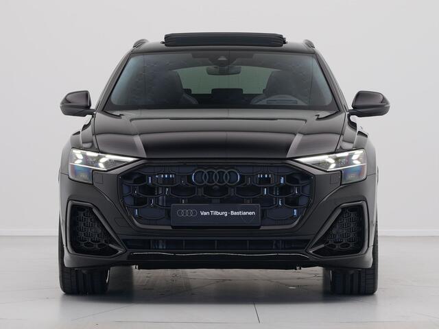 Audi Q8 60 TFSI e quattro Pro Line S Competition Panoramadak Wegklapbare trekhaak 23'' Lichtmetalen velgen Vierwiel besturing